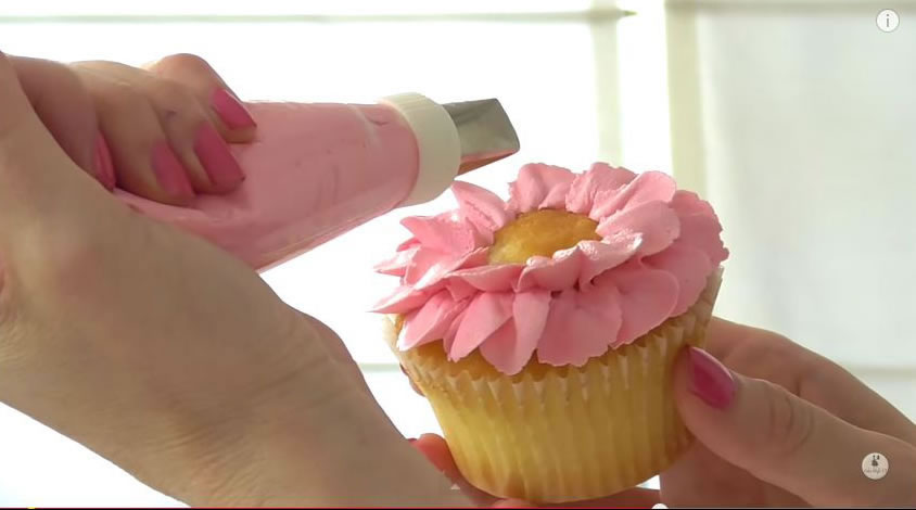 BC Flower Cupcakes Progress 3