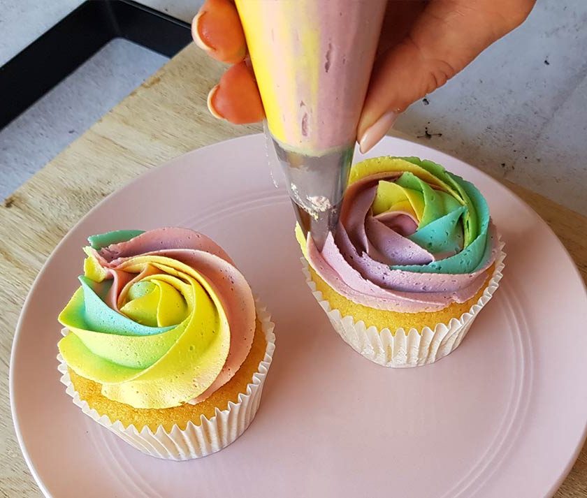 How to Pipe Rainbow Buttercream