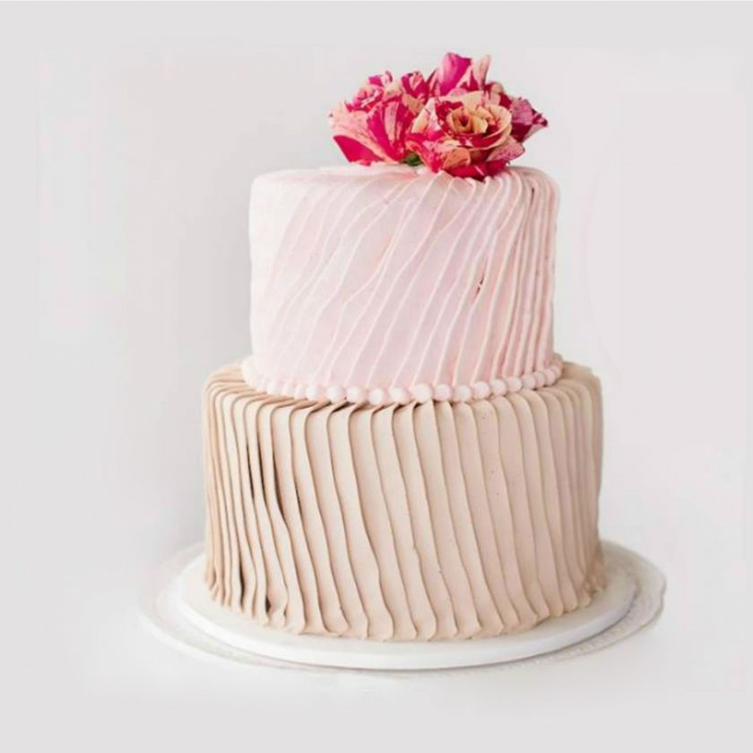 Tutorial: Pleated Buttercream Cake