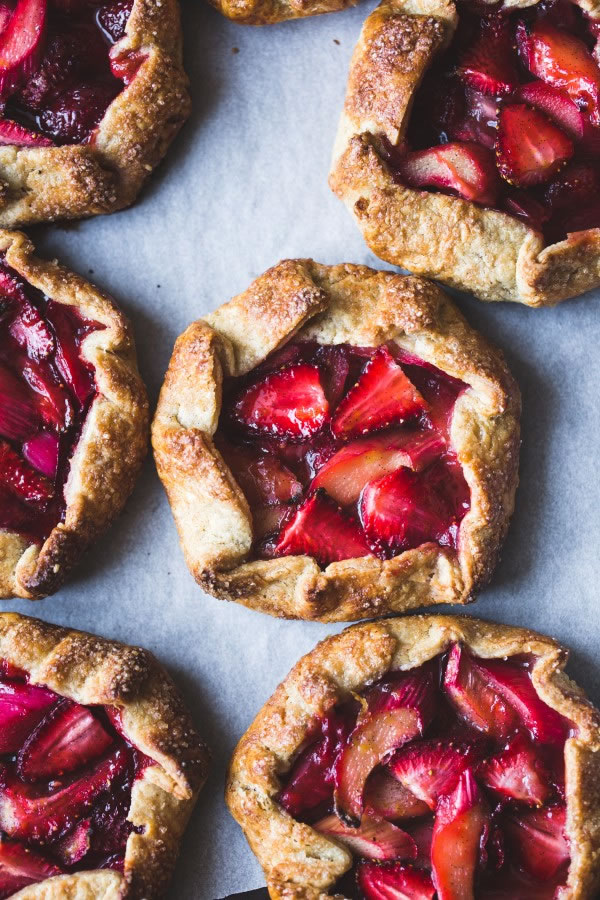 Strawberry-Rhubarb-Rose-Galettes-gluten-free-11
