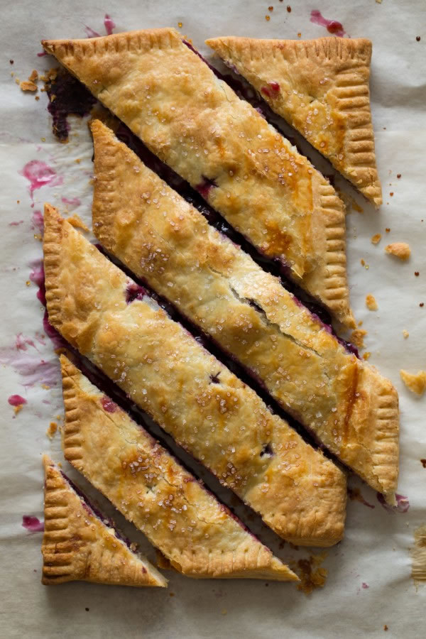 blueberry-slab-pie-cut